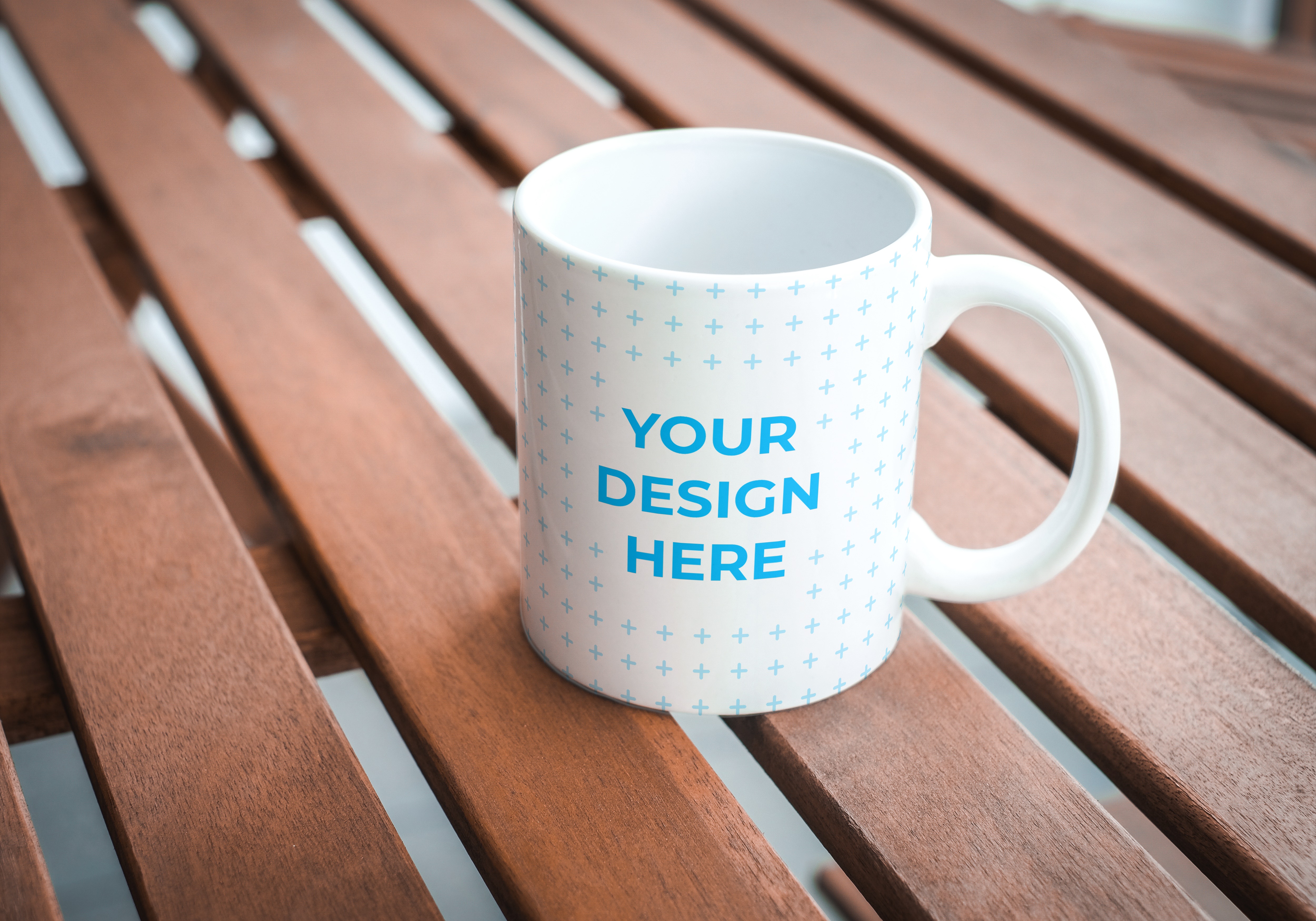 Free Ceramic mug with changeable color Mockup generator